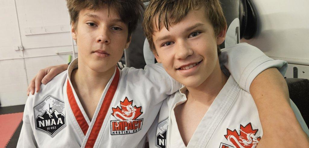 Sliding Descriptive Image