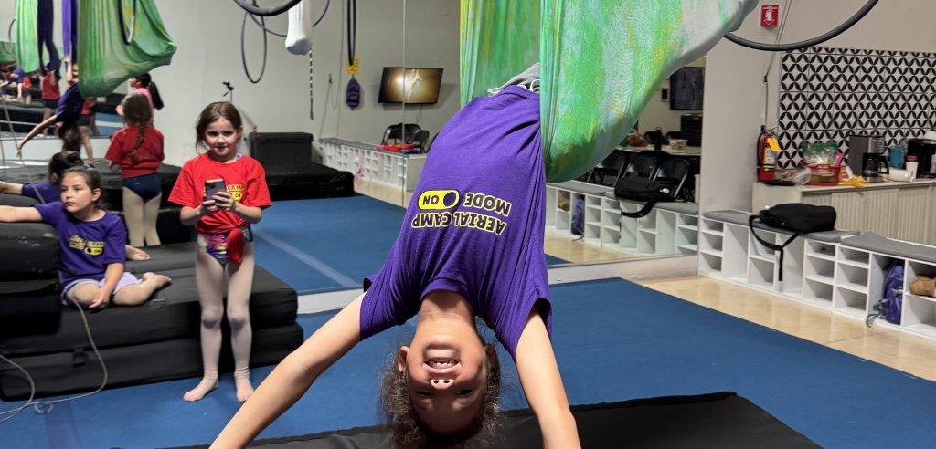 Sliding Descriptive Image