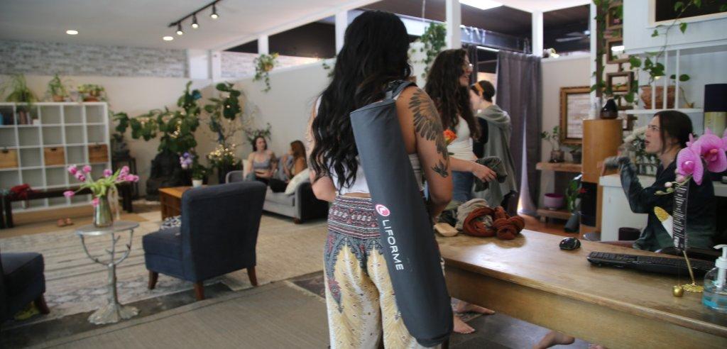 Sliding Descriptive Image