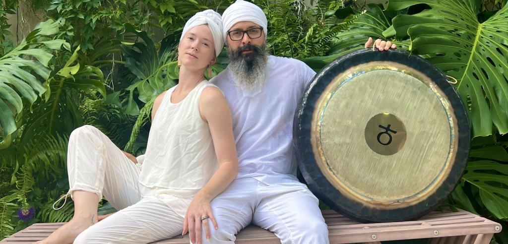 Sliding Descriptive Image