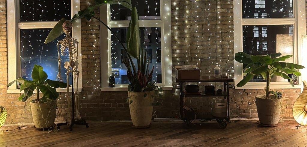 Sliding Descriptive Image