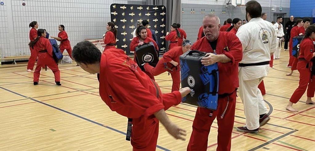 Sliding Descriptive Image