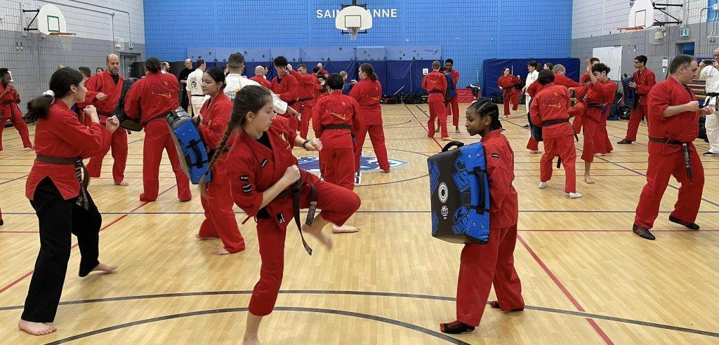 Sliding Descriptive Image