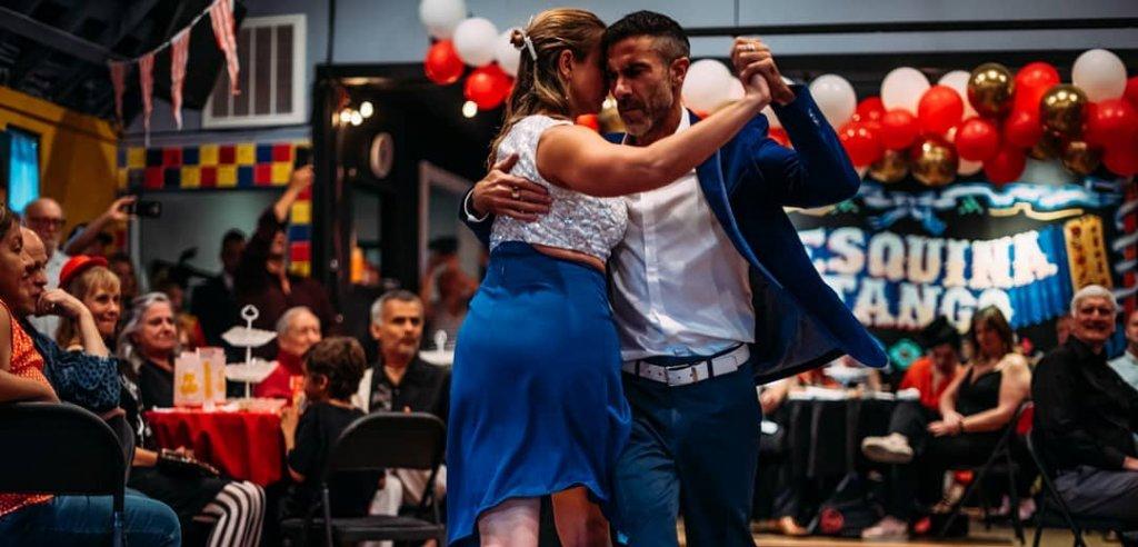 Sliding Descriptive Image