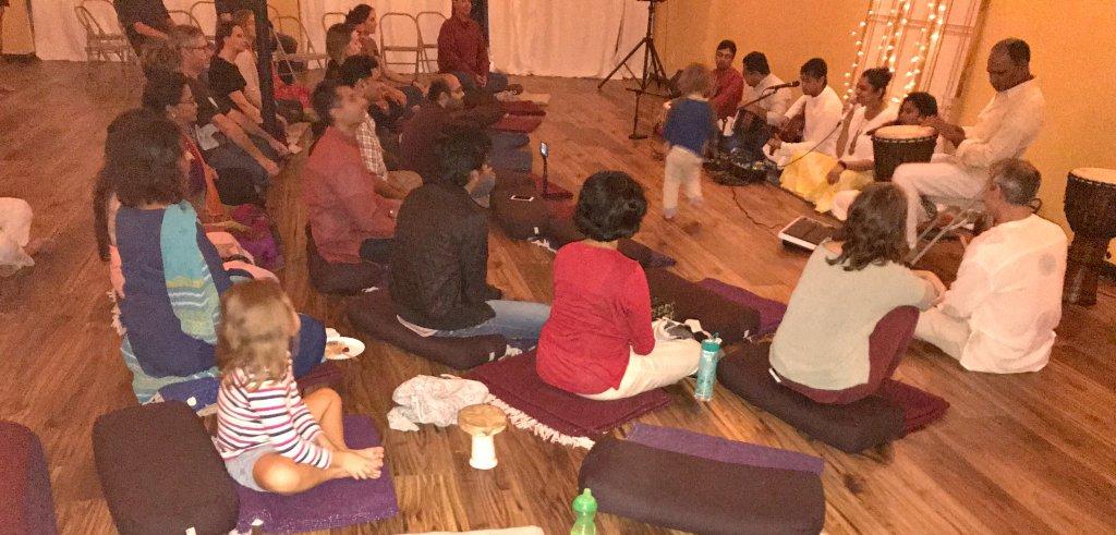 Sliding Descriptive Image